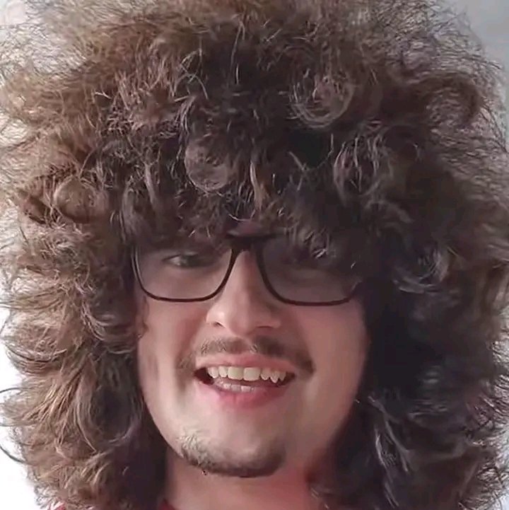 okiring254's tweet photo. @ManUtd do him a favor this shave is more important. https://t.co/Pm3kwyszg8