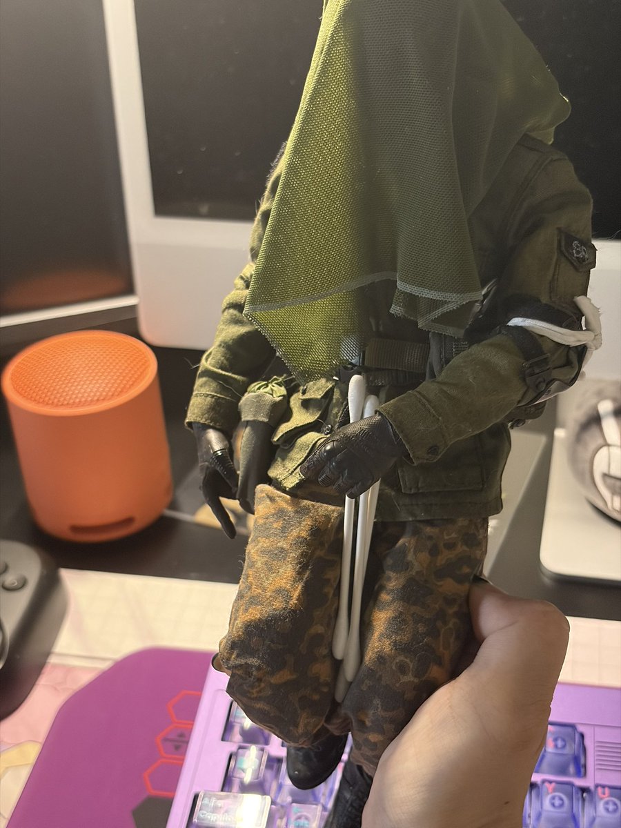 干嘛……