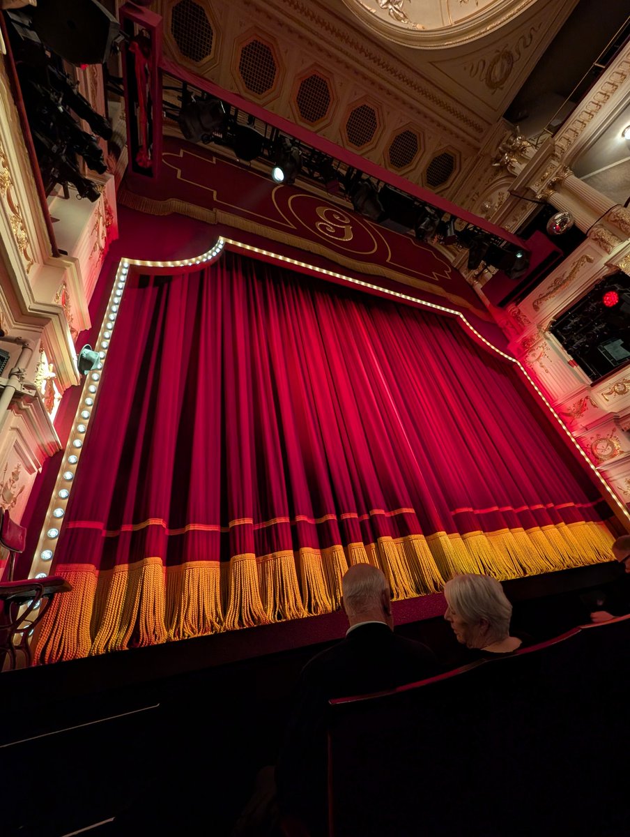 Morris Bright MBE tweet media