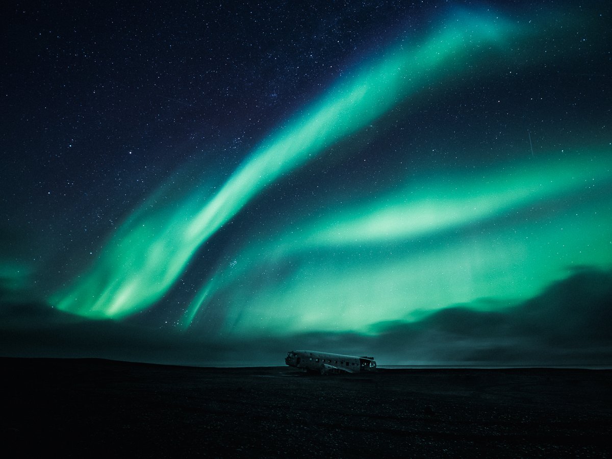 MikkoLagerstedt's tweet photo. Atmosphere at night https://t.co/iskPiNVcoo