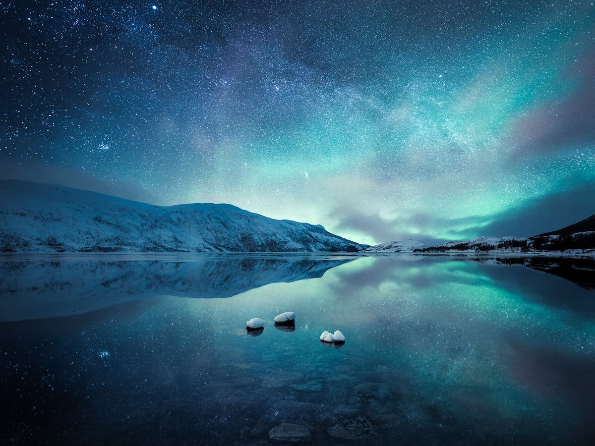 MikkoLagerstedt's tweet photo. Atmosphere at night https://t.co/iskPiNVcoo