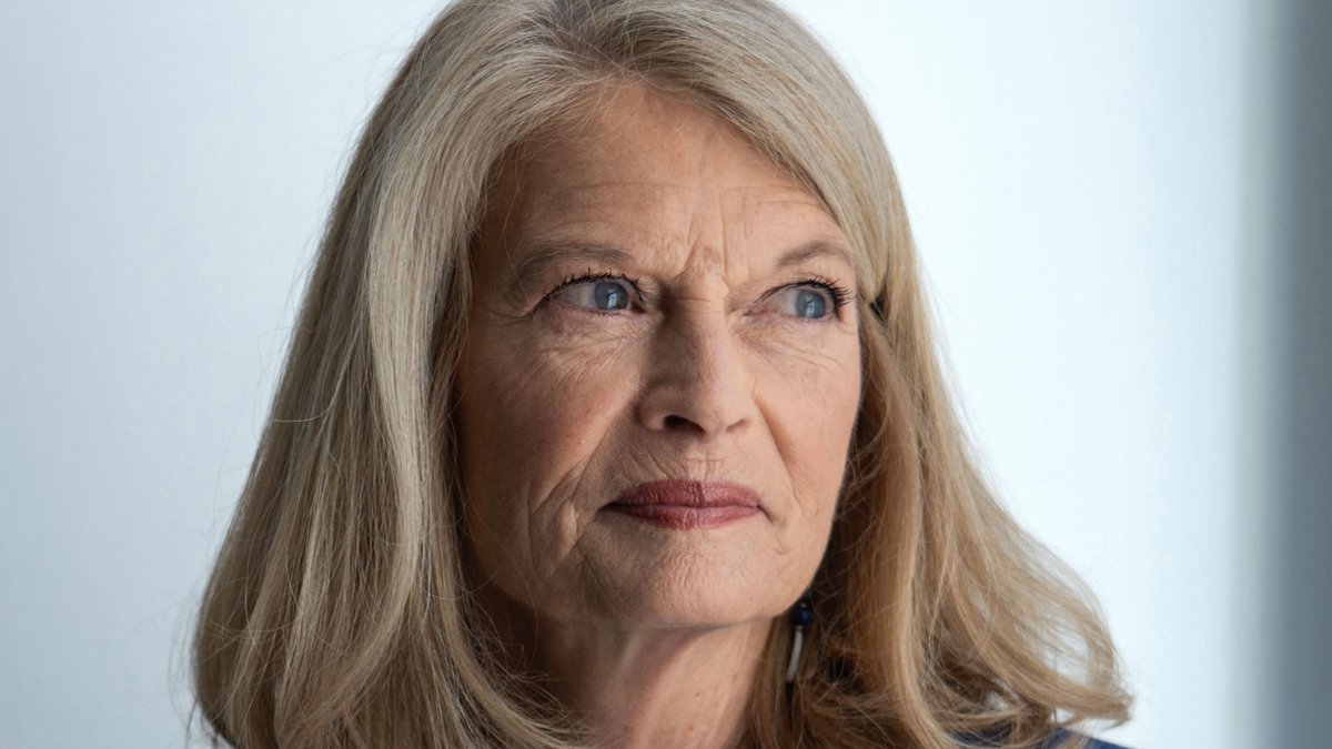 anyonewantchips's tweet image. Lisa Murkowski, vowing to oppose the Trump-backed SAVE Act - has more courage than any Republican. You go girl.