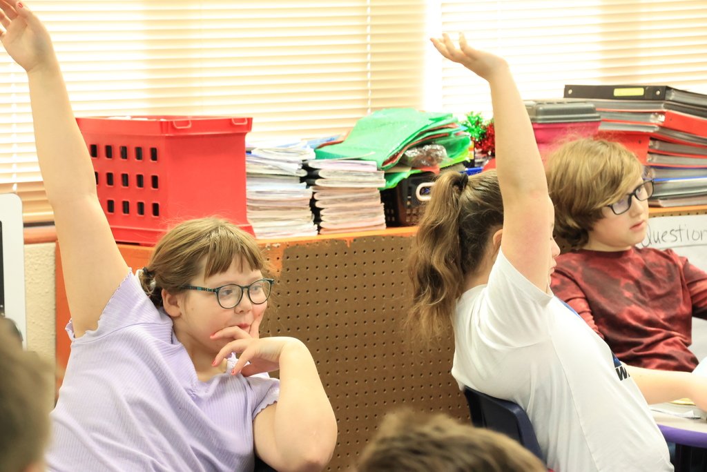 GarfieldBengals's tweet photo. It was Beatlemania in Mrs. Pfizenmaier's 4th grade class!  Their Module 7 ELA story discussed the Beatles and their rise to fame. Mrs. Pfizenmaier even sprinkled in a few songs during the unit as well! #celebrate79 https://t.co/3JZT9Kx4iQ
