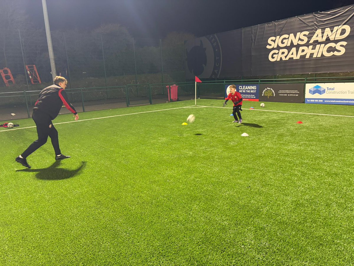 We had another Junior Team x First Team session yesterday!

Ahead of the Men's 1st Team training session, Mike Fowler &amp; the lads delivered a session for our U9 GM side 🙌

Morgan Owen, Tyler Bruck &amp; Joe Neeson put on the session with other players joining in with the drills.