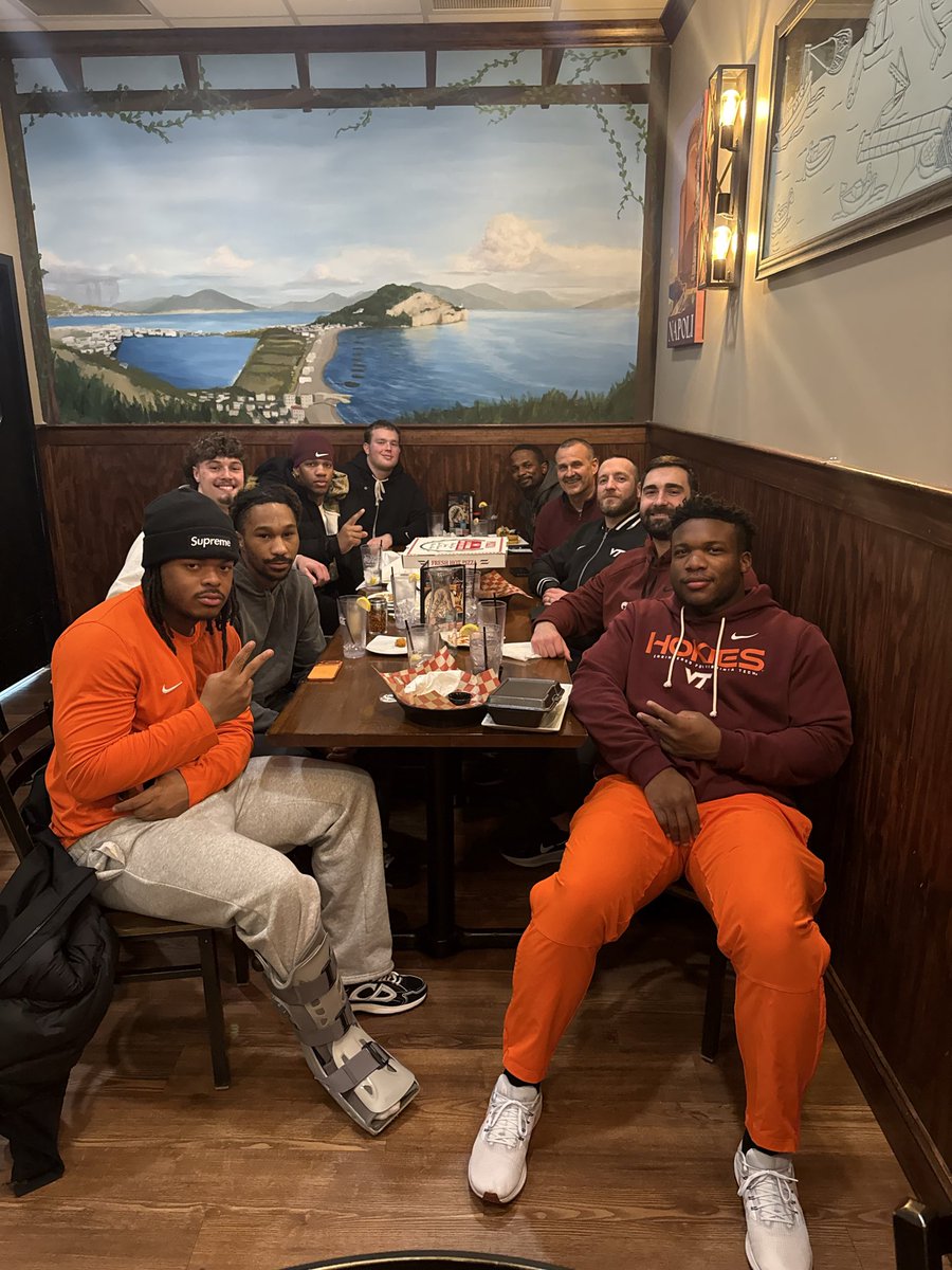 Anthony Midget tweet media