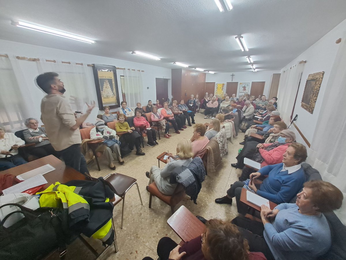 Ara Rivera tweet media