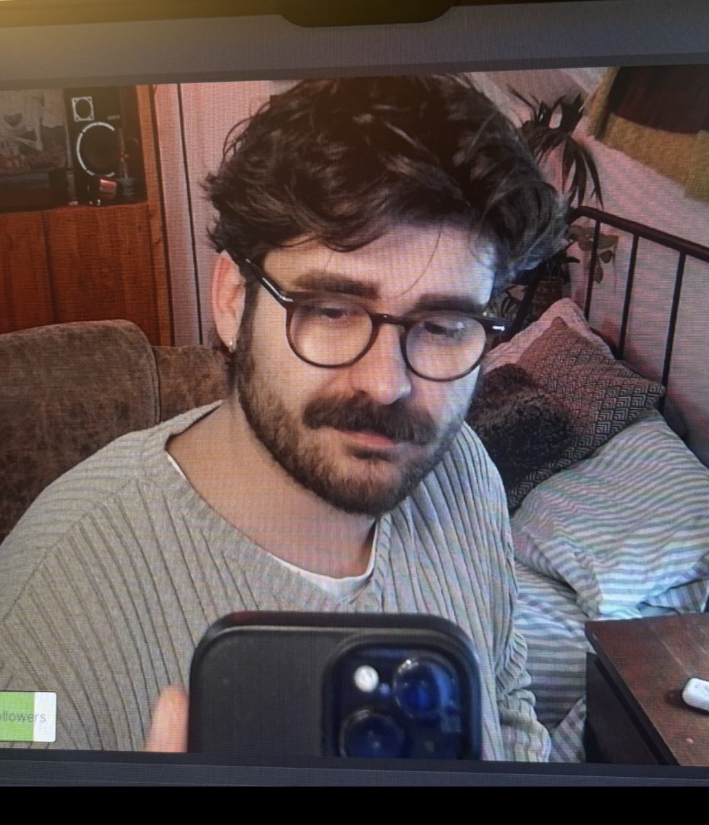 APuzzledSlime | #HomeSMP 🟩 tweet media