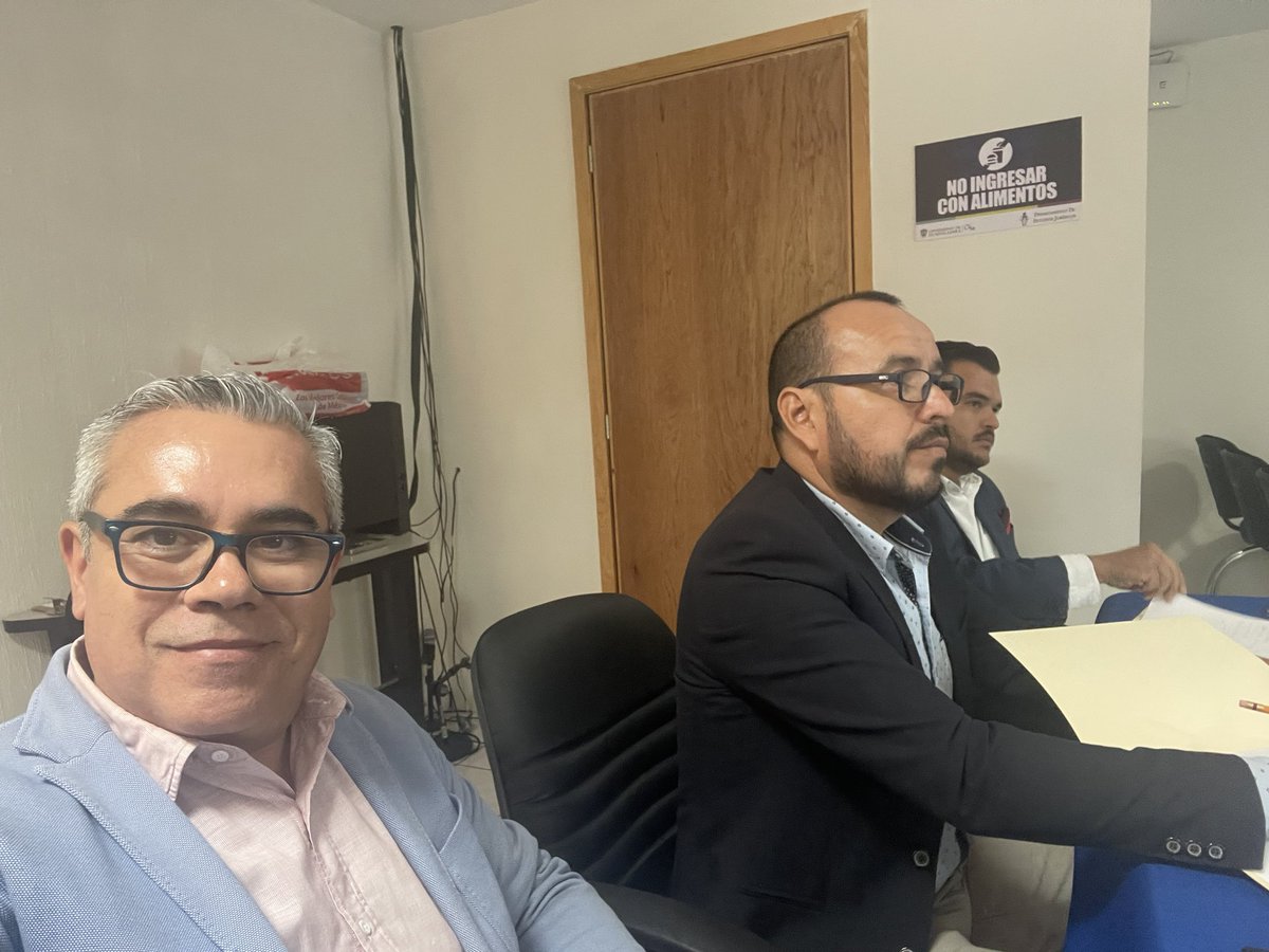 Examen para obtener el Grado de Maestro en Derecho en el <a href="/CUCSur/">CU Costa Sur  UdeG</a>