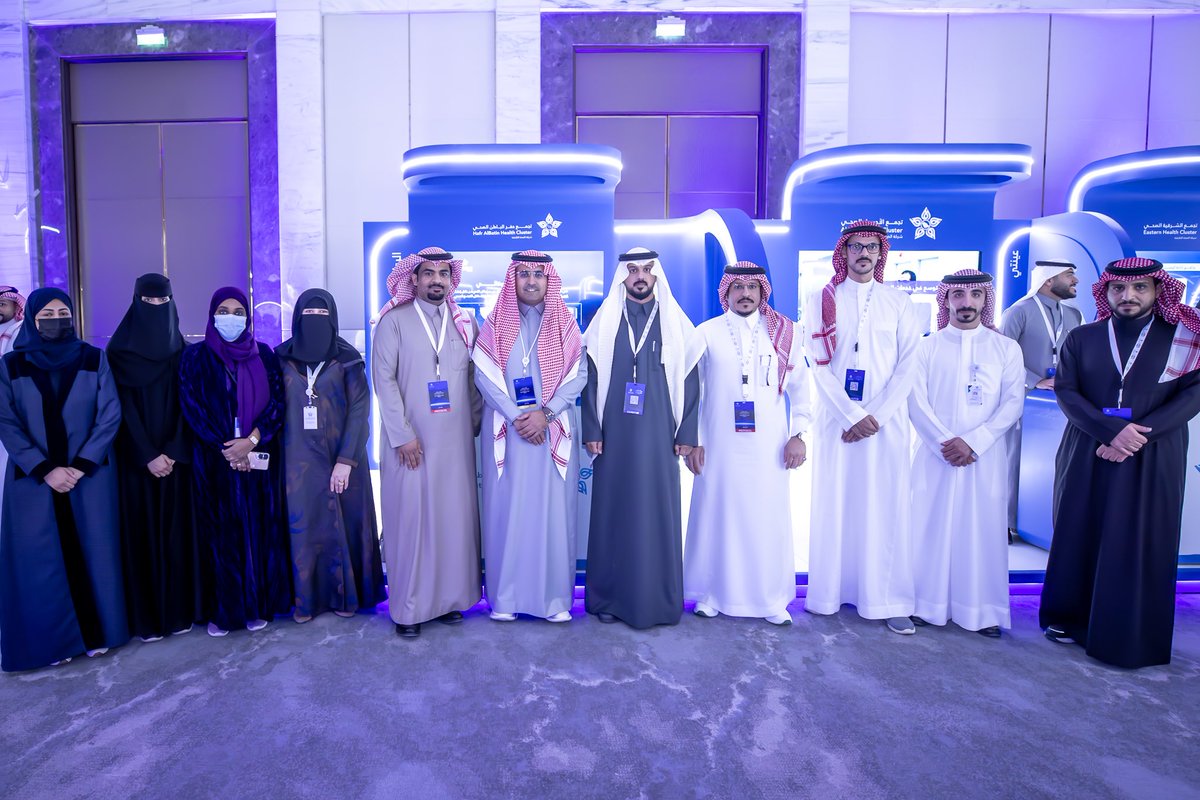 تغطية | 📷  
زار معالي وزير الصحة أ. فهد الجلاجل ركن #تجمع_حفرالباطن_الصحي في #ملتقى_نموذج_الرعاية_الصحية_السعودي 2026، واطّلع على مبادرة فريق الاتصال الوقائي التي تسهم في رفع معدلات الكشف المبكر عن سرطان الثدي.
وأشاد معاليه بالمبادرة وبجهود الفريق في تعزيز الوقاية والارتقاء