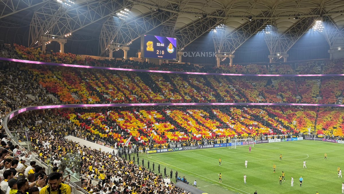OLYAN15K's tweet photo. اترك لكم المساحة توصفون مدرج الاتحاد بأبيات شعرية ✍️🟡⚫

#الاتحاد_الغرافة https://t.co/4ezHQHGUel