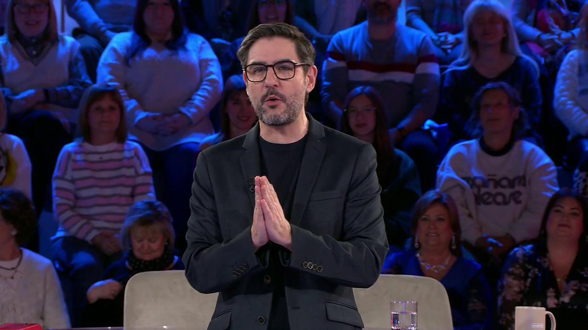 📦 Arrancamos #AlláTú en <a href="/telecincoes/">Telecinco</a> con <a href="/ElBonet/">Juanra Bonet guion bajo oficial</a>

Síguelo en directo 🔵 mdia.st/directo5