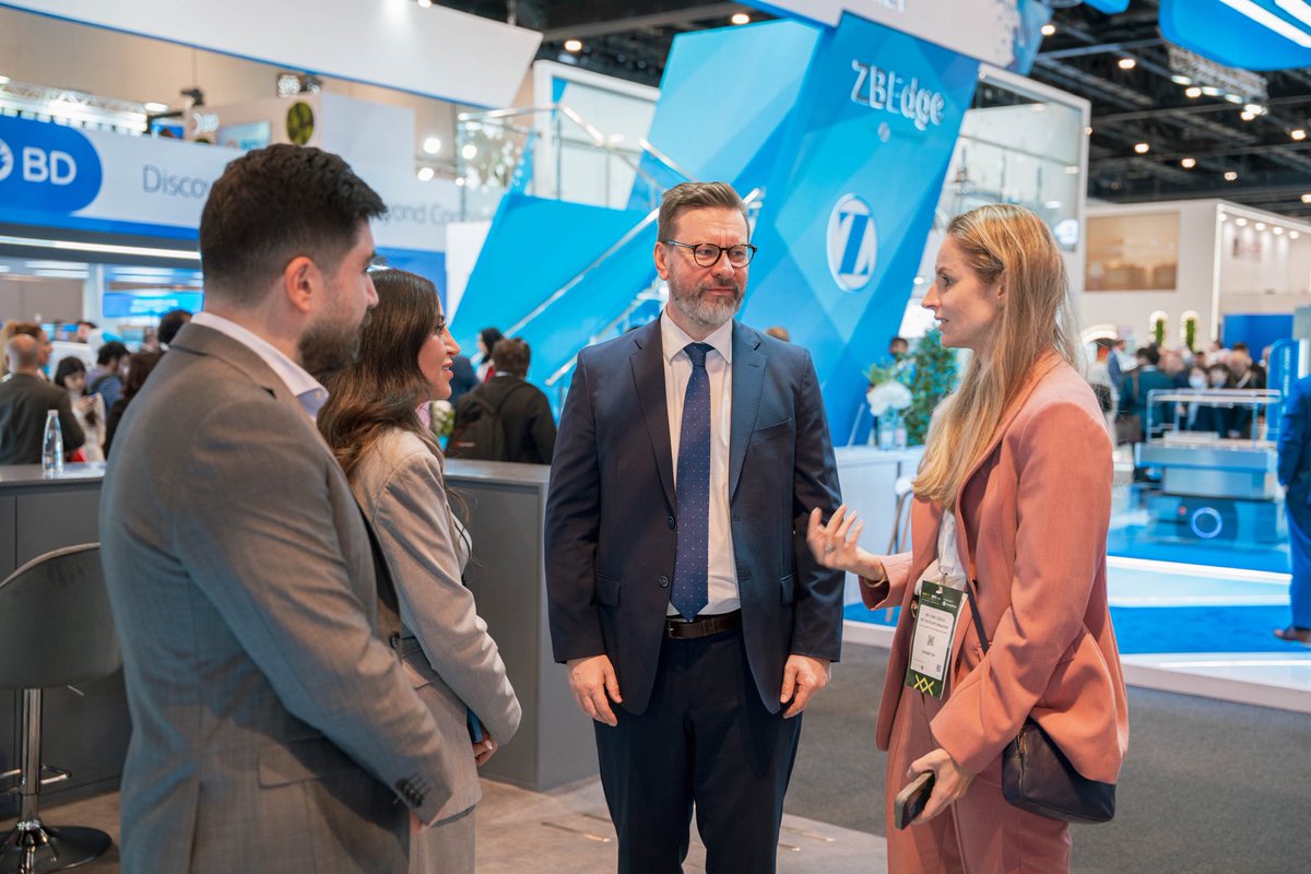 Cloud solutions tweet media