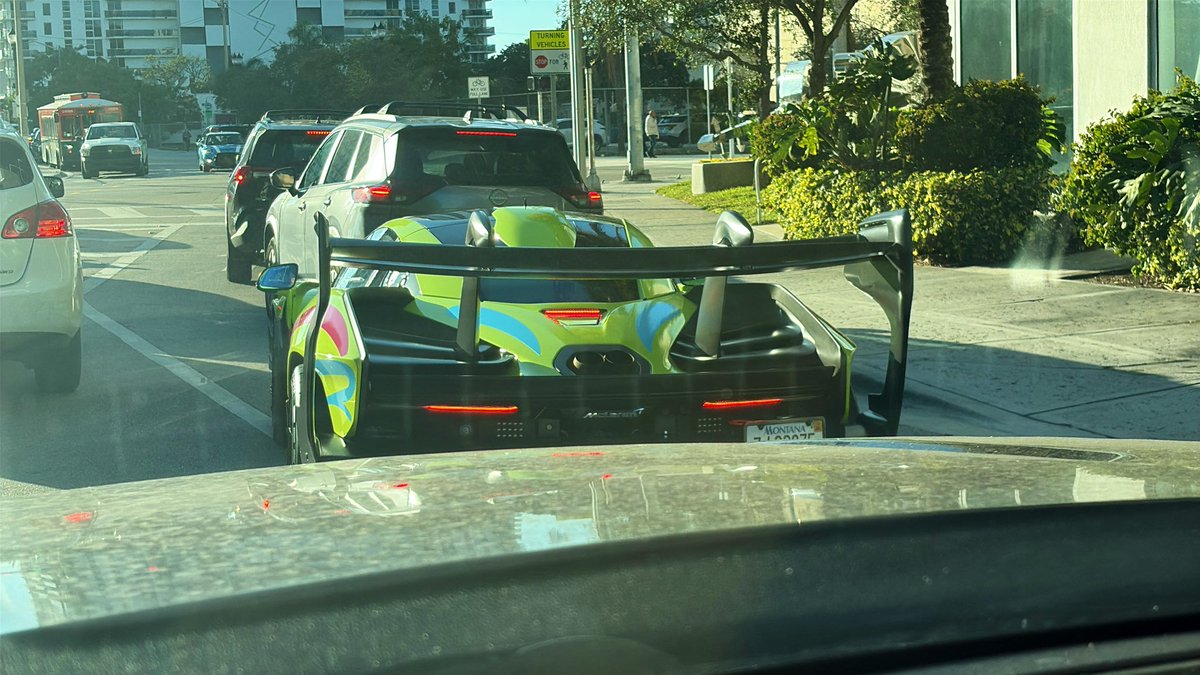 Asere, los #I220A están acabando en #Miami…