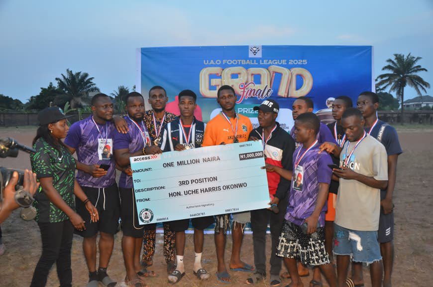 Breaking: Nkpor Defeats Akwu-Ukwu to Lift Hon. Uchenna Okonkwo Idemili League Trophy

Nkpor has emerged champions of the Hon. Uchenna Annie Okonkwo (U.A.O) Football League 2025, after defeating Akwu-Ukwu in a penalty shootout.

In a very competitive match filled with suspense,