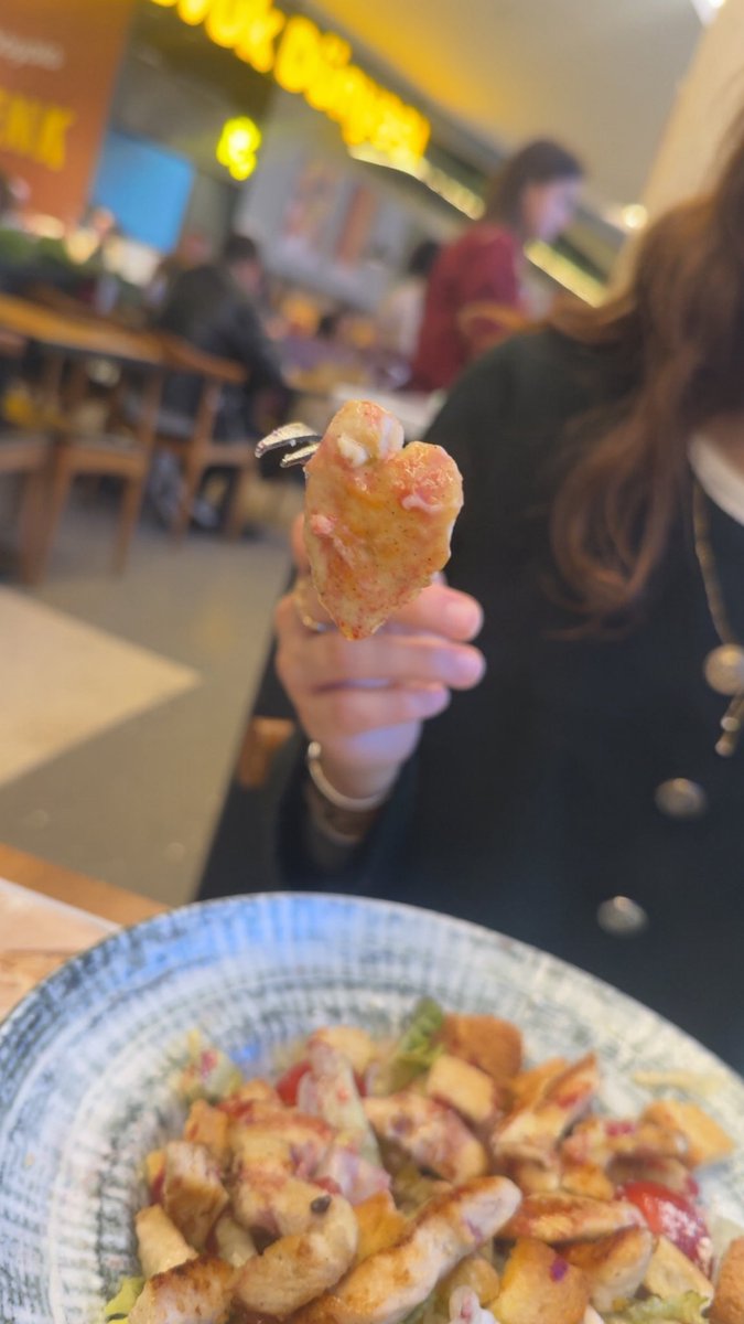 Çocuklar beğenen aşkı buluyor tavuğuna rastladık bugün