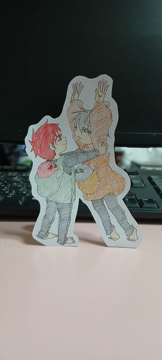 ま｢あ～、疲れた。｣
赤｢(がしっ。）ほら、寝ますよ。｣
ま｢いっぱい寝るぞ～。｣
赤｢晴れたらどこか行きましょう？｣