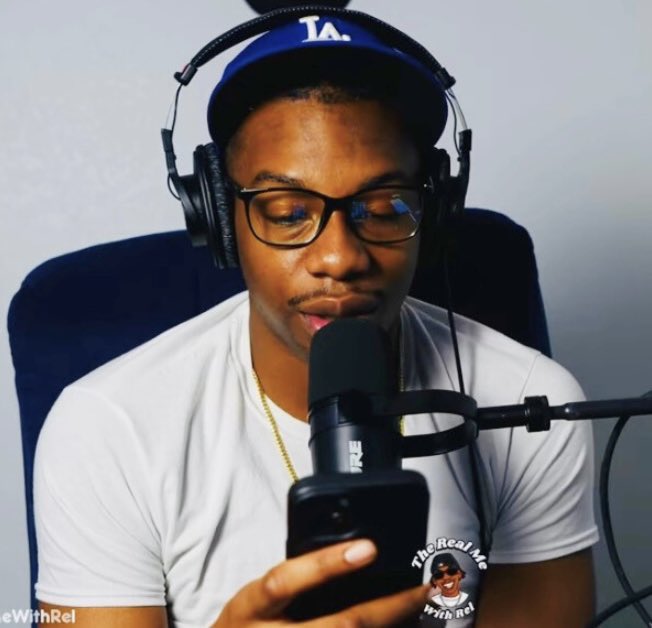 realmewithrel's tweet photo. Podcast host Rel confirms an ep w Ari will be dropping on Valentine’s Day 🎙️💕 👀 https://t.co/2dXCsW9xkQ