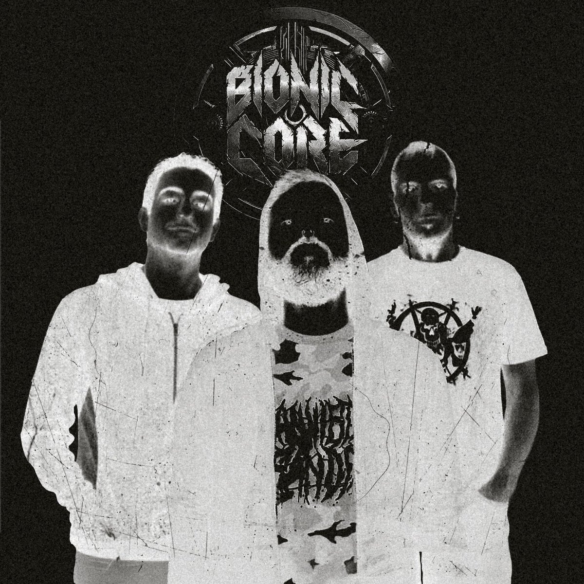 BionicCore's tweet photo. No es un adiós. 
Es el principio del fin.
La señal ya está activa. 
Aquí comienza la cuenta atrás.
Este viernes 13 liberamos 
OBSOLESCENCIA PROGRAMADA 
el nuevo single de BIONIC CORE.
Esta es la carátula. 
El primer aviso antes del colapso
#metal #modernmetal #newmetal #metalband https://t.co/BgweRvp65u