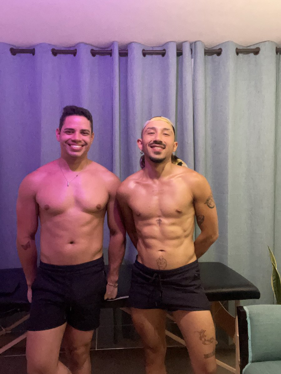 agenda tu masaje a 4 manos, y también masajes a parejas 💆🏻‍♂️🔥
Disponibilidad