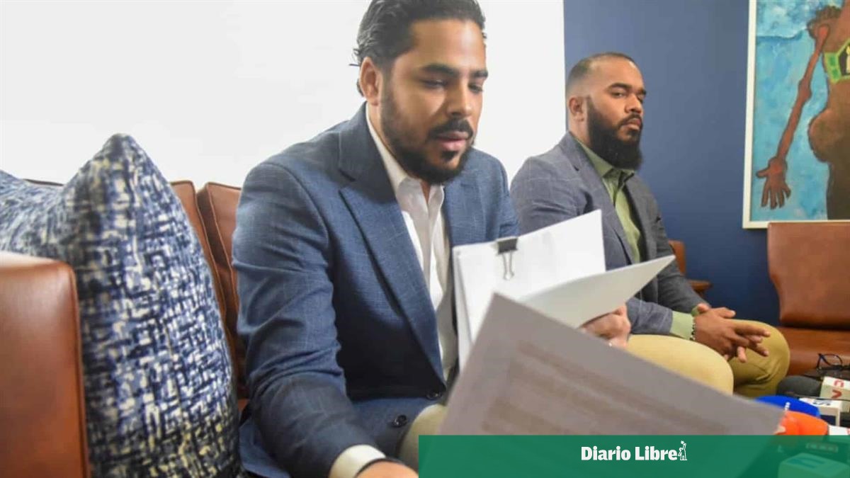 DiarioLibre's tweet image. ⚖ |#JusticiaDL| Abogados del caso Stephora denuncian retrasos y omisiones en proceso de investigación

ow.ly/SA3s50Ycs77    

#DiarioLibre #Stephora #ExcursiónEscolar #MinisterioPúblico #Santiago