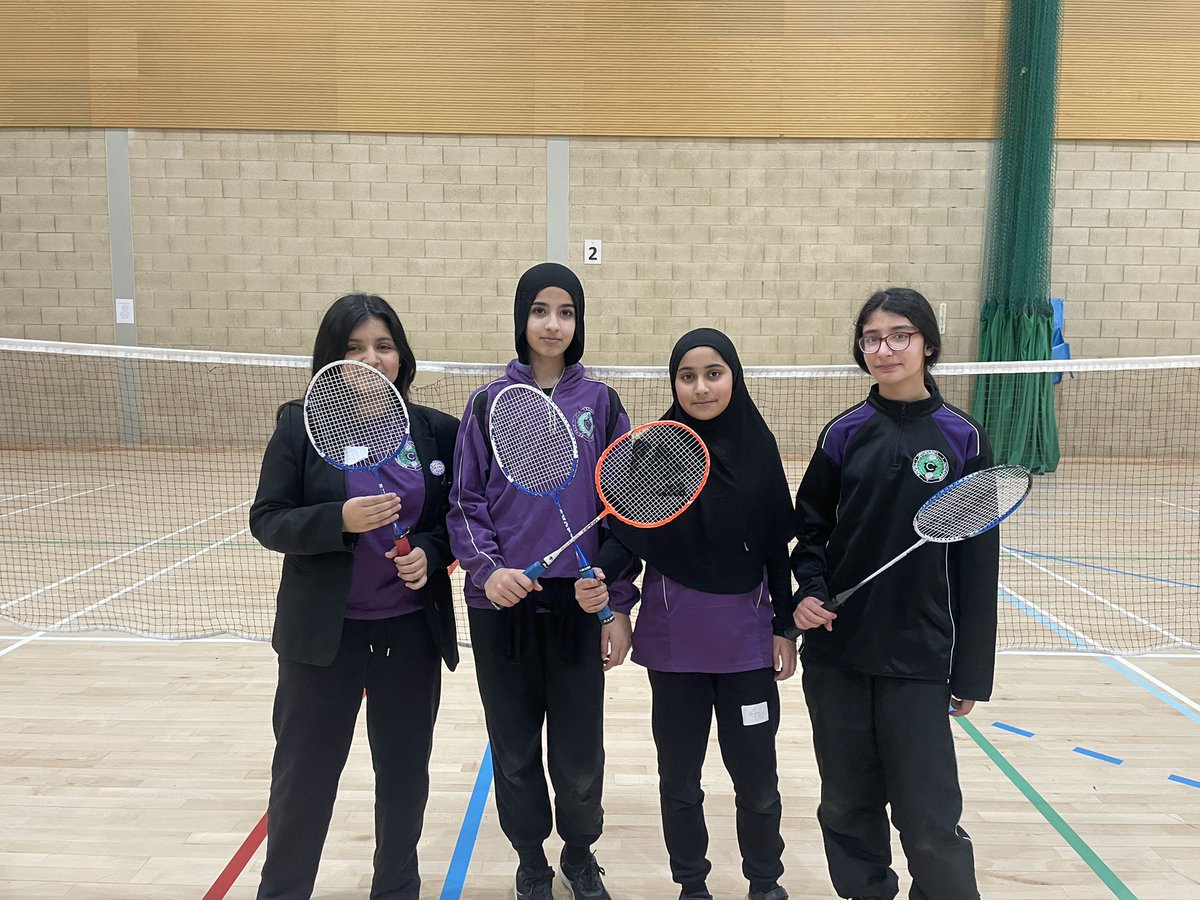 Challney Girls PE tweet media