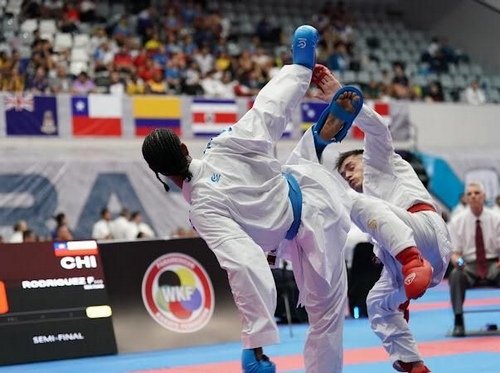 jit_digital's tweet image. #Karate cubano reafirma fuerza y compromiso
Entrenan con denuedo para los Juegos Centroamericanos y del Caribe, en República Dominicana, principal certamen este 2026. #Cuba #InderCuba65 #InderEsPatria #ListosParaVencer
jit.cu/NewsDetails.as…