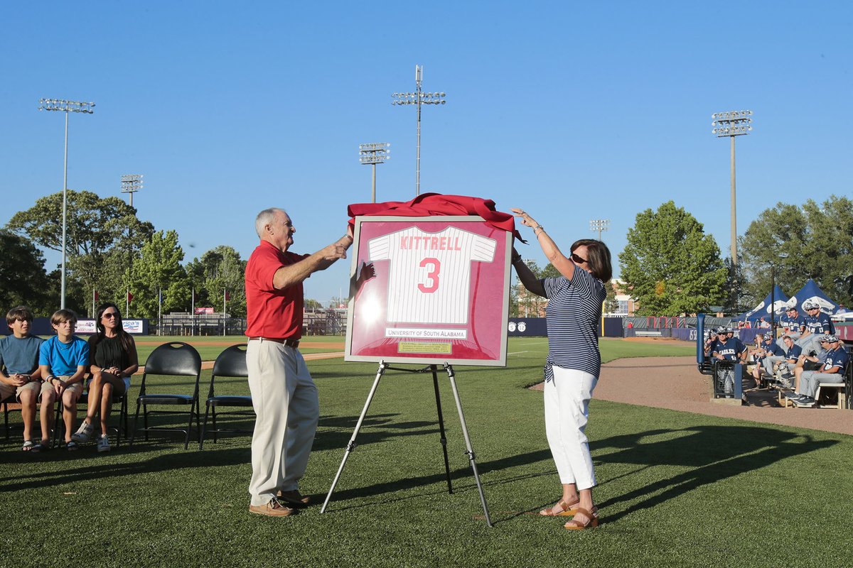 Coach Kittrell counts us down to 3️⃣!

Coach Kittrell spent 28 seasons as Jaguar skipper and his Jaguar No. 3 was retired in 2016 after the six-time SBC Coach of the Year became the winningest coach in South Alabama history 🐆

#LSF