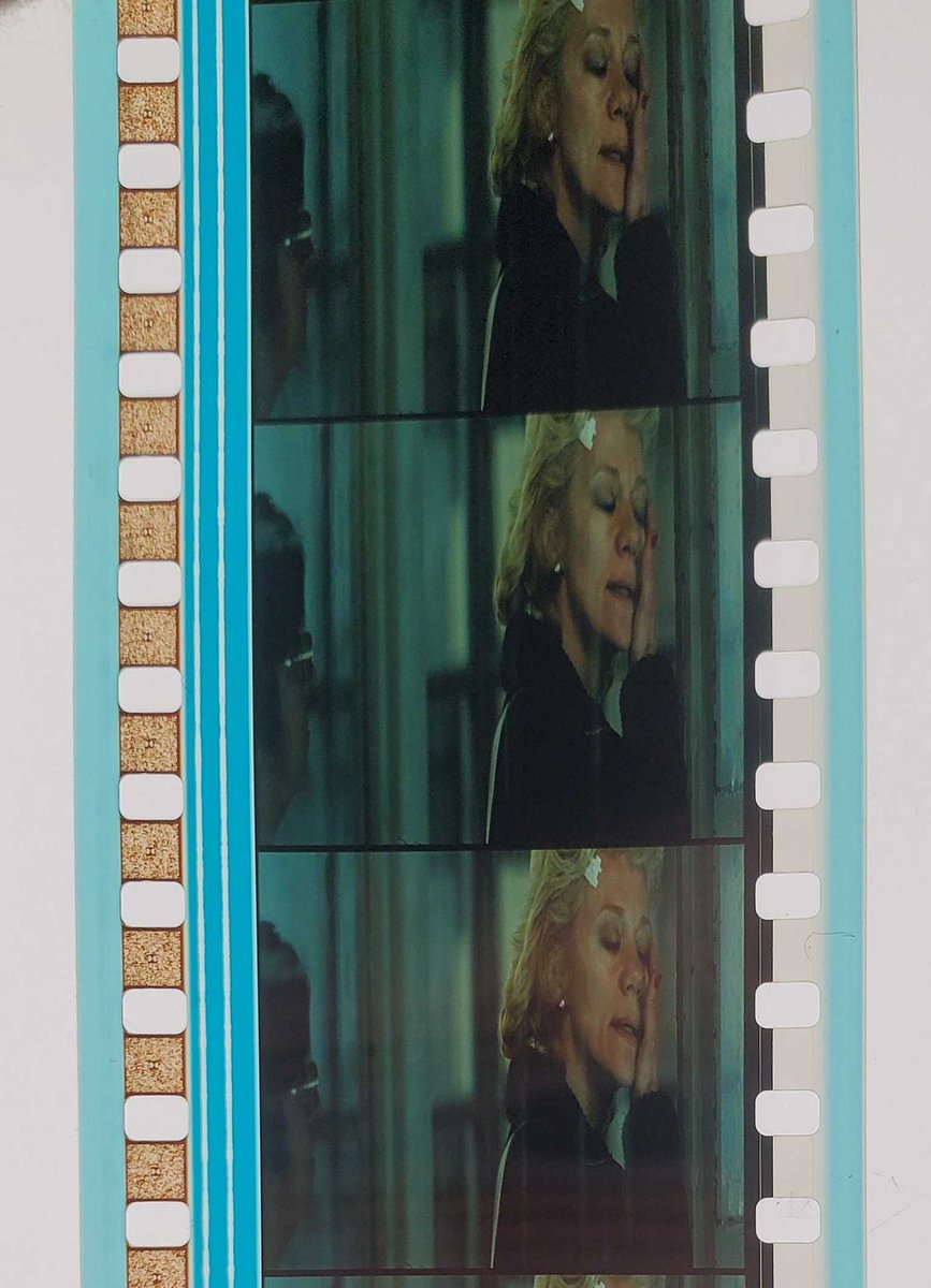docfilmschicago's tweet photo. THE HEADLESS WOMAN (2008) shows Thursday evening on an archival print. https://t.co/Yg5b0O84sf