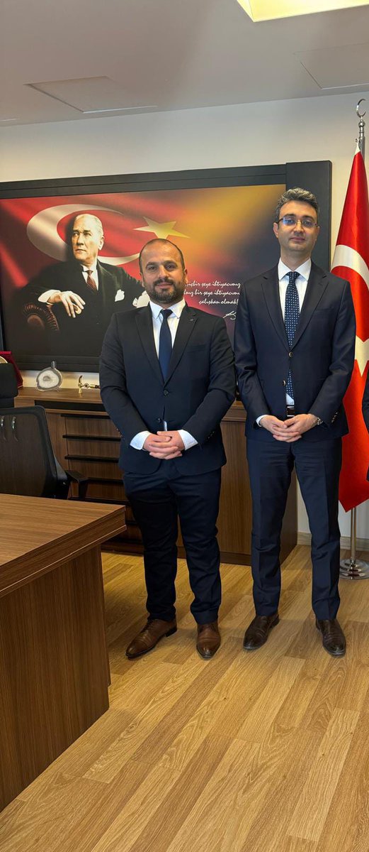 📍 Aile ve Sosyal Hizmetler Bakanlığı

Dernek Başkanımız Haluk Demirtosun, Personel Genel Müdür Yardımcısı Sn. İsmail Aydın’ı makamında ziyaret etti.

Gerçekleştirilen görüşmede;

🔹 ASDEP personelinin sözleşmeli statüye geçiş sürecinde yaşanan sorunlara yönelik çözüm üretilmesi