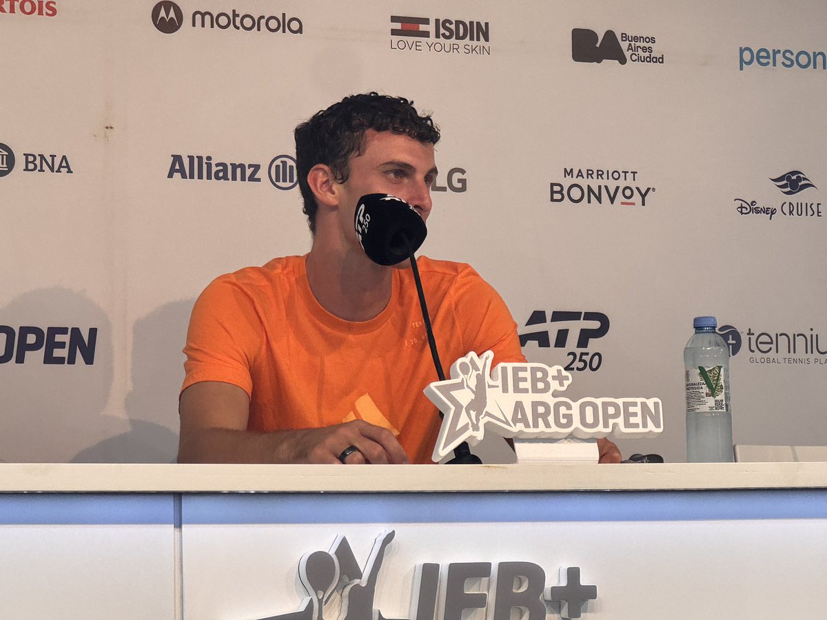 Juanma Cerúndolo sobre las apuestas: “Es raro porque a nosotros nos tienen muy cortos. Supuestamente tenemos que denunciar todos los mensajes que te llegan; y si un amigo te pregunta cómo va a salir un partido, no lo podemos responder porque ya eso también va contra las reglas.