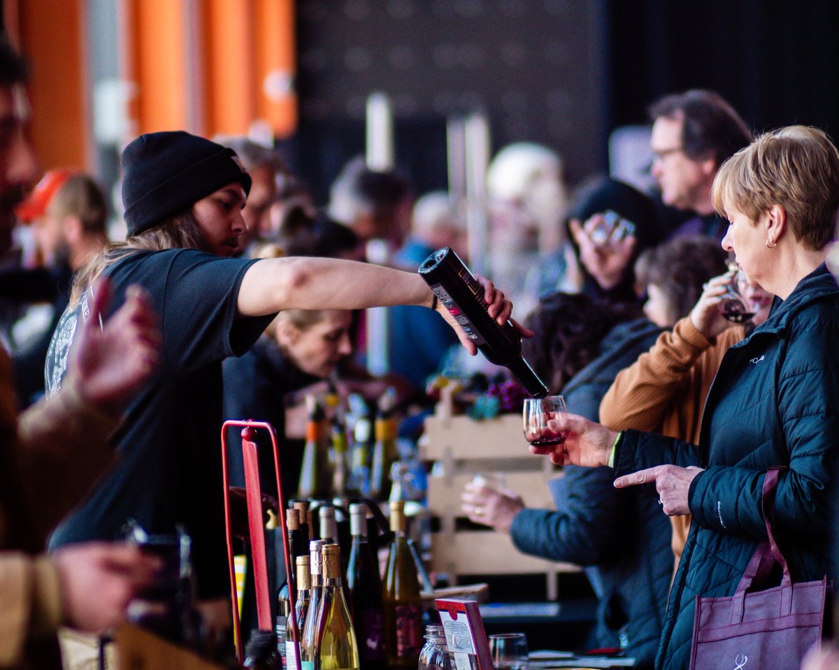 ArtsQuest's tweet photo. Your Valentine's Day weekend plans? We got 'em! Winter Winefest and Market is happening THIS Sunday 2/15 at Musikfest Café! 🍷

Don't miss out! 👉https://t.co/5YybNY8Lss

📸: Sarah Teets https://t.co/SQuDLRItg5