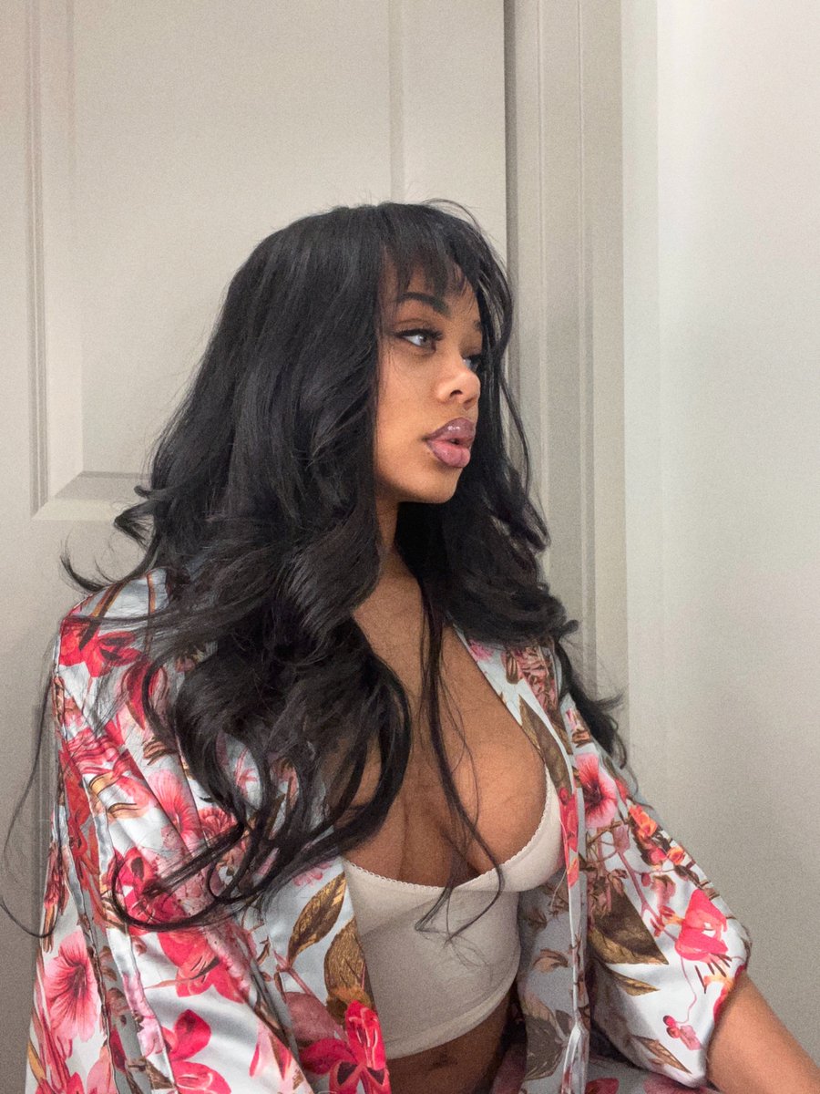 Lola Vex tweet media