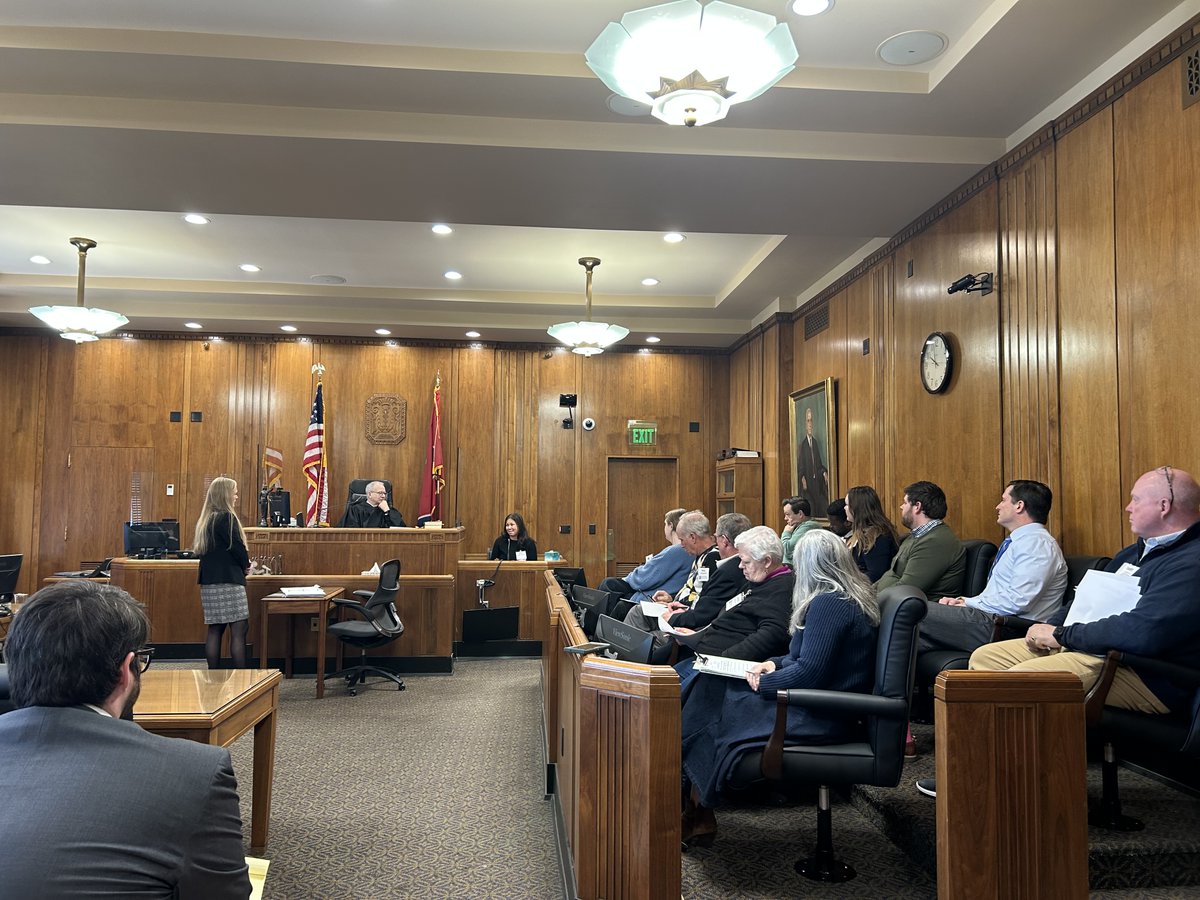 SpicerRudstrom's tweet photo. 🎓 Sharpening skills &amp; giving back! ⚖️
Shoutout to Lance Thompson, attorney in our Nashville office, for volunteering at the TDLA Trial School, alongside Judge David Briley &amp; Judge Terry Fann, to mentor future trial attorneys.
#TDLA #TrialSchool #LitigationSkills https://t.co/GYk4jYXlVS