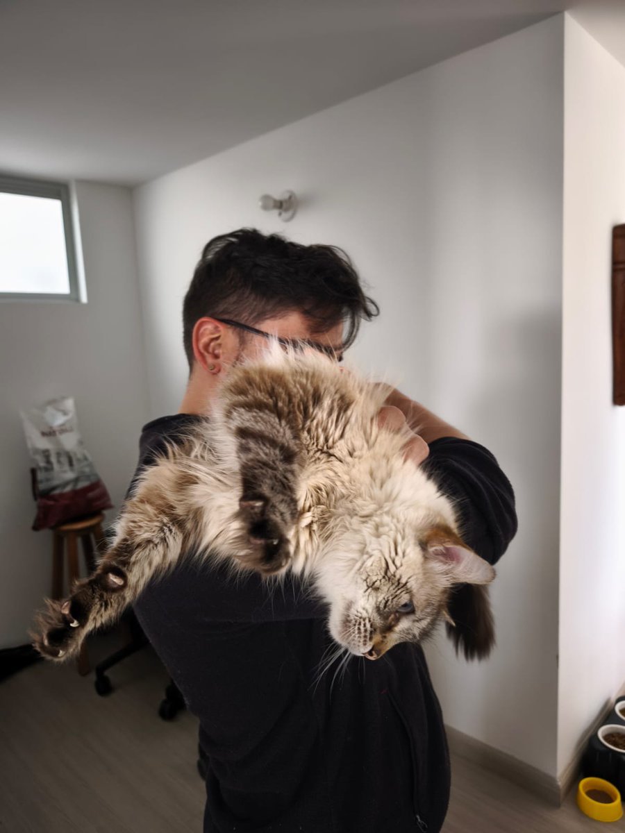 La_de_las_redes tweet media