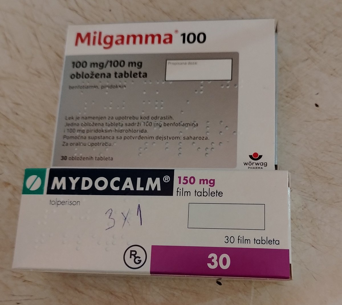 Bio zet, opravio me prilicno, nije jos top ali mogu na nogu bez bolova...dobila vezbe, lekice...tako da ako vam treba vrhunski trener: Milos, teretana Play, Bbrdo! 🥰