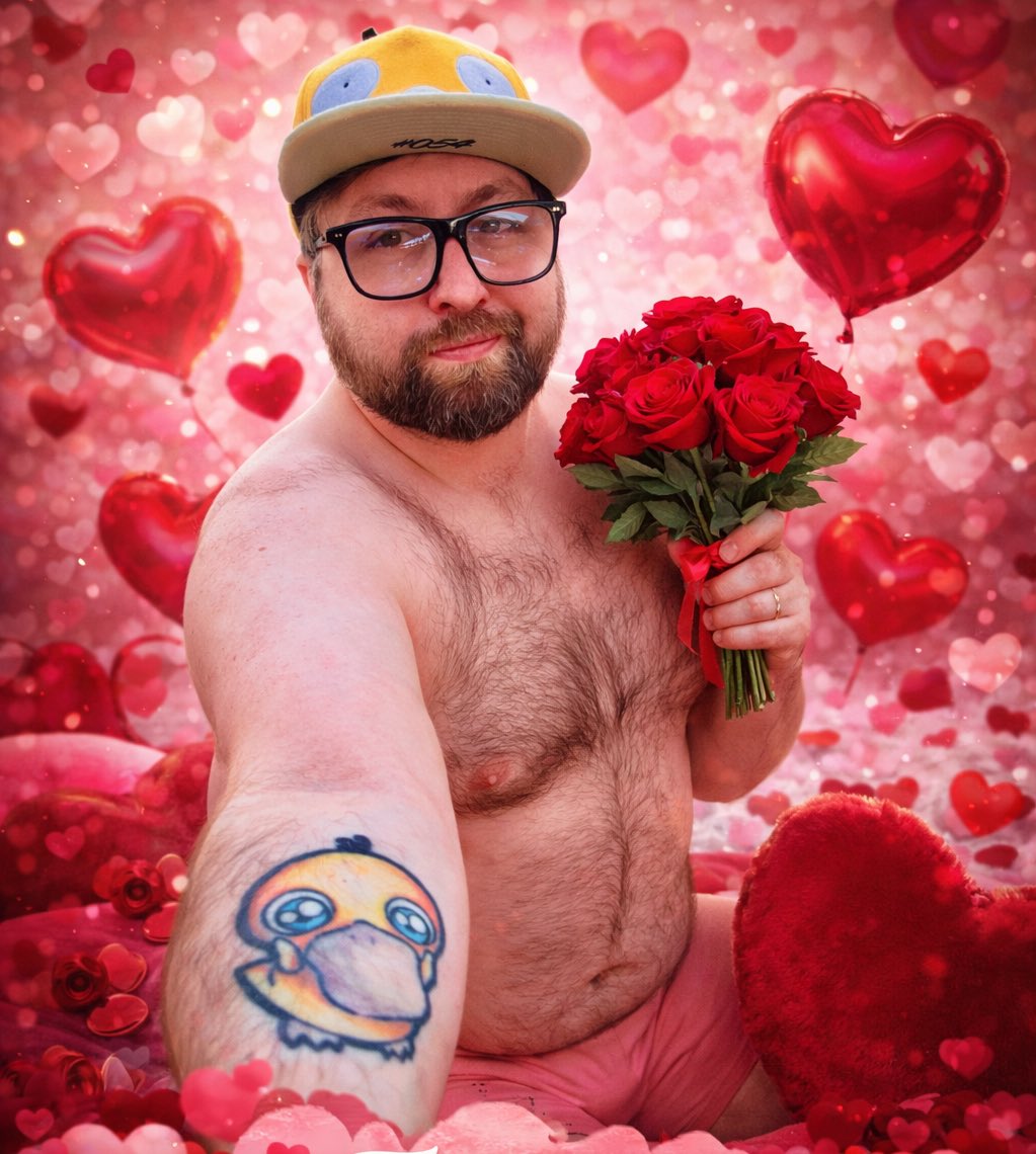 NicolasVrede's tweet photo. Ce week end c’est la Saint Valentin alors… il me reste quelques jours pour trouver un Valentin pour samedi soir 😛

Des candidats ? Je suce bien il paraît 🙈 https://t.co/5Xbs1dZGGY