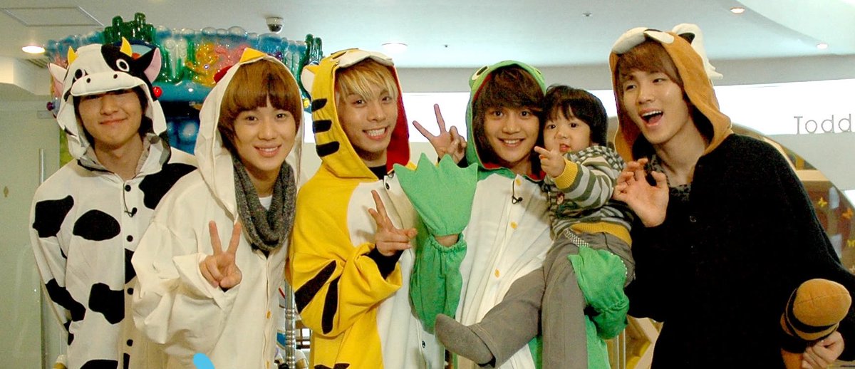 Midnight tweet media