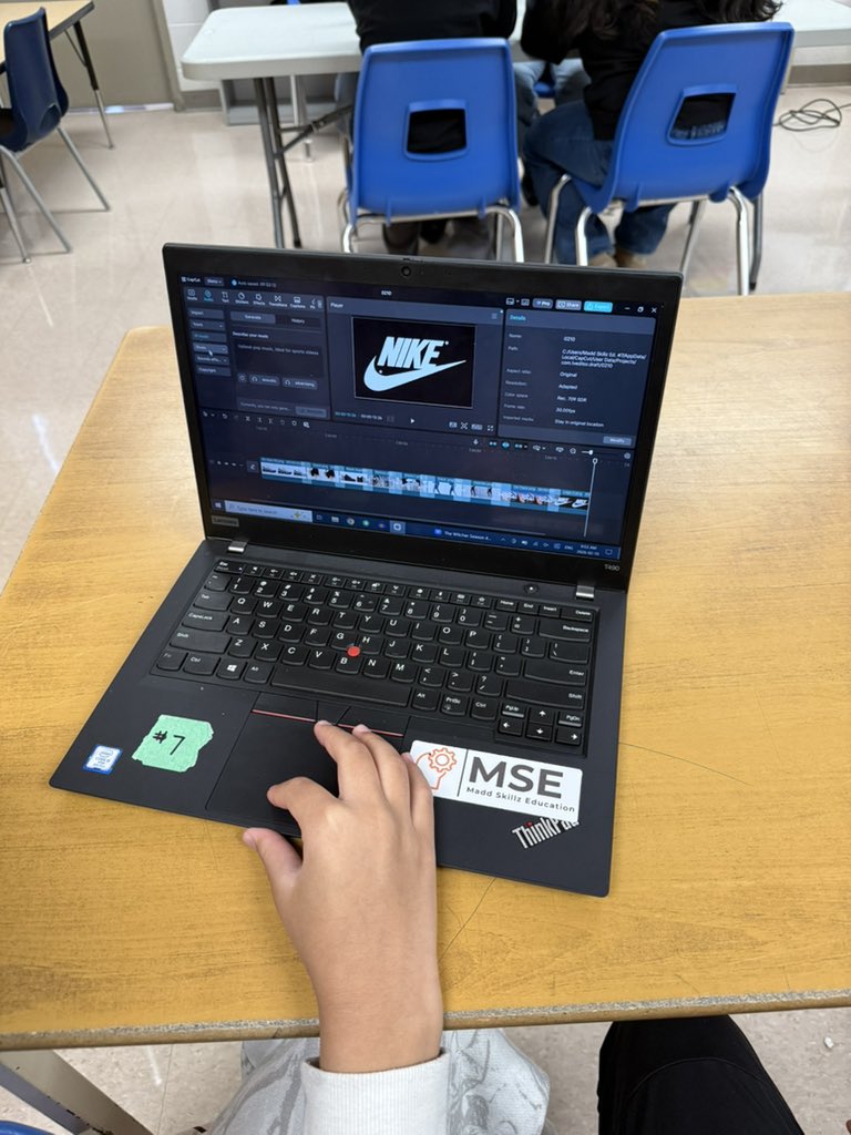 Mrs. Alves tweet media