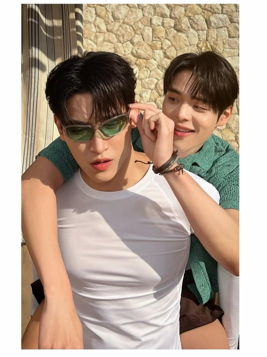 ความน่ารักสดใสของคู่นี้ บอกเลยว่าปังมาก เคมีดีงาม ✨🥰
#LoveOrLie_MV 
#OhmPoon