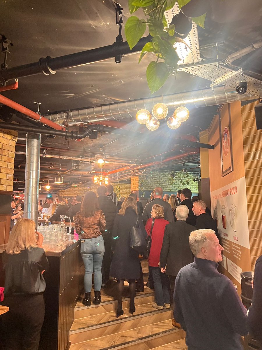 Euston Tap tweet media