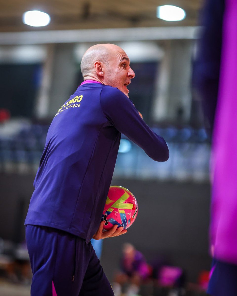 ⚽️ L’equip ha realizat doble sessió aquest dimarts

💪🏼A l’entrenament d’aquesta tarda, el cos tècnic ja ha pogut treballar amb tota la pantilla al complet per preparar el retorn a la Lliga aquest divendres 🆚 Alzira al Palau Blaugrana (20:30 hores)

💙❤️