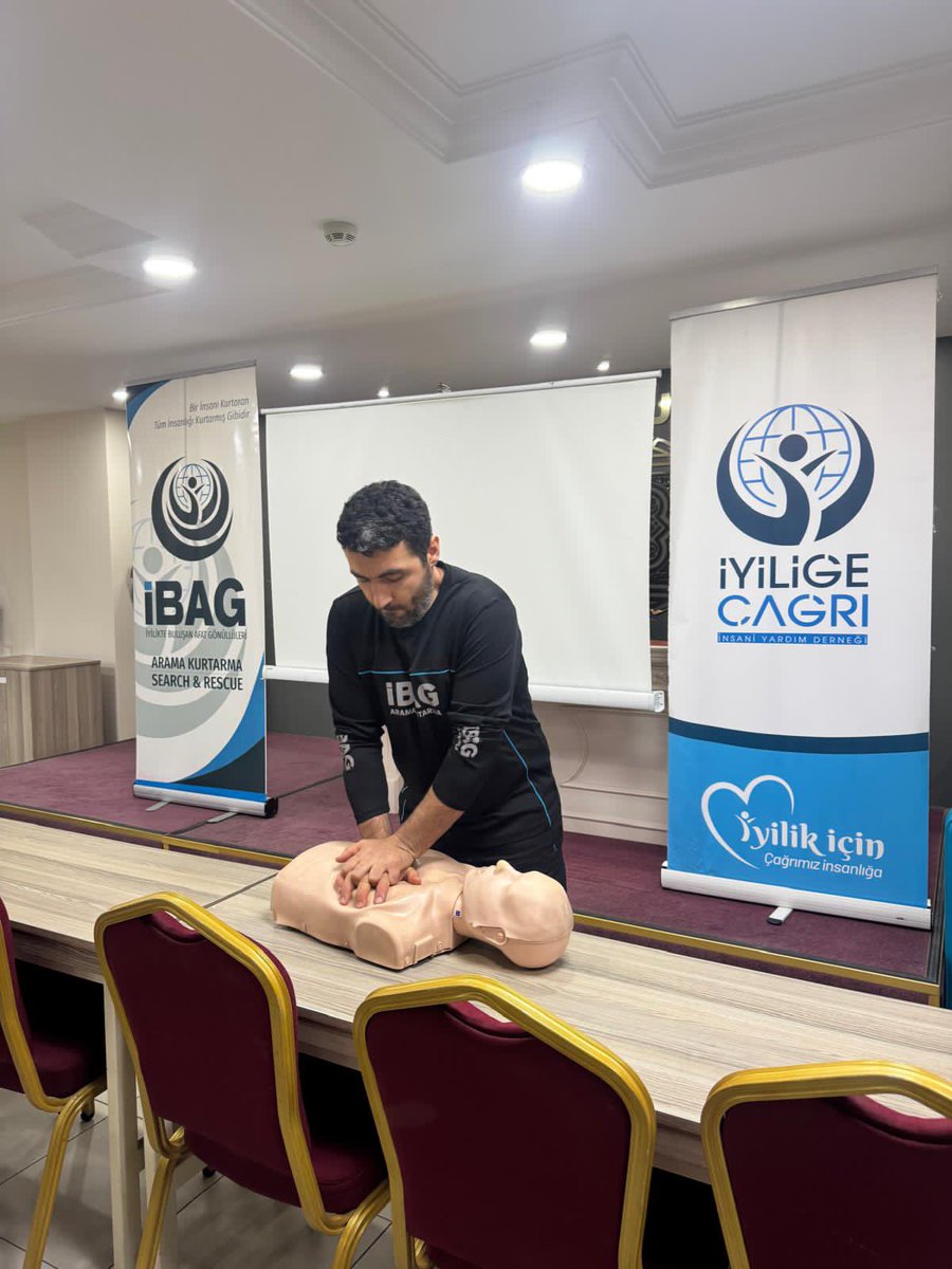 ibagsar's tweet photo. İBAG Arama Kurtarma ekibimizin  İlk Yardımcı sertifikalarının grup güncelleme eğitimleri devam etmektedir.

Eğitimlerle afetlere hazırlanıyoruz.

İBAG ARAMA KURTARMA

#i̇bagaramakurtarma #ilkyardim https://t.co/HvC0treKcO