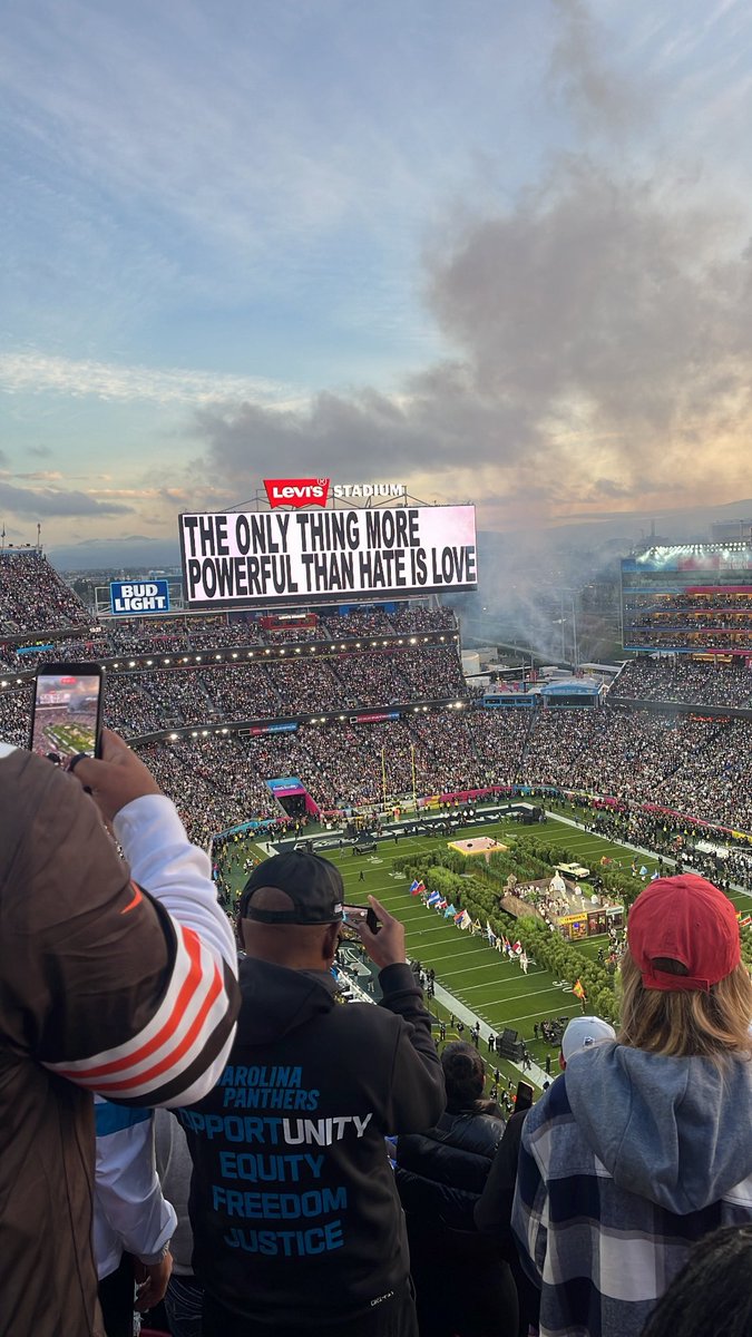 Spiderupn3xt's tweet photo. #SuperBowlLX 🔥 https://t.co/eKB18TBFid