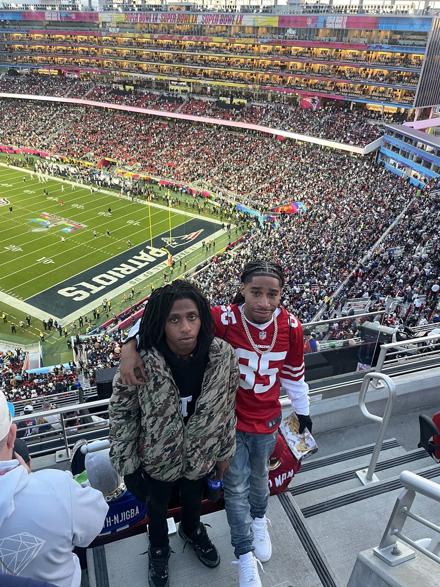 Spiderupn3xt's tweet photo. #SuperBowlLX 🔥 https://t.co/eKB18TBFid
