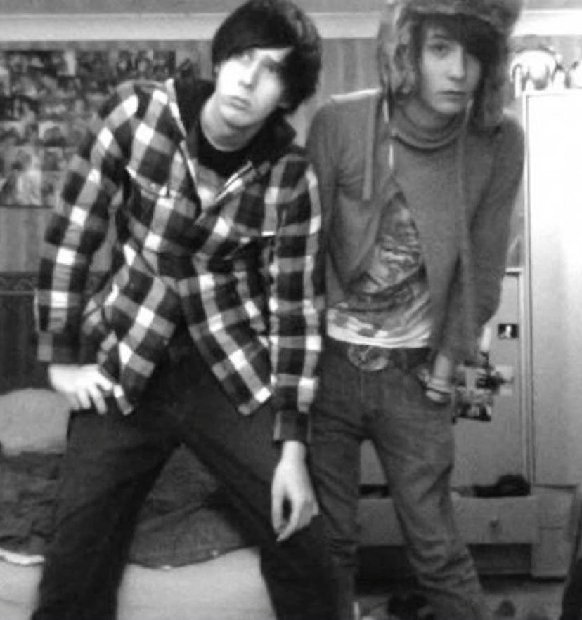 pinofdnp's tweet image. baby hit this weed cos it might calm u down