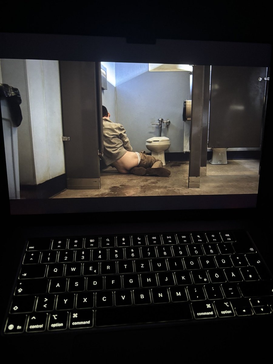 𝓈𝓃𝑜𝑜𝓀𝒾𝑒 tweet media