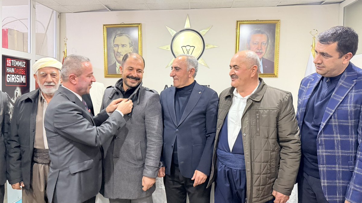 📍Hakkari 

✅ Şemdinli İlçe Danışma Meclisi Toplantısı 

İlçe Başkanımız <a href="/Salihinann/">Salih İNAN</a>, Belediye Başkanımız <a href="/sakar_fahri/">FAHRİ ŞAKAR</a> , İlçe Kadın Kolları Başkanımız <a href="/sevda_guneyli/">Sevda Güneyli</a> , İlçe Gençlik Kolları Başkan Vekilimiz ve Teşkilatımızla birlikte;

Şubat Ayı Şemdinli İlçe Danışma Meclisi