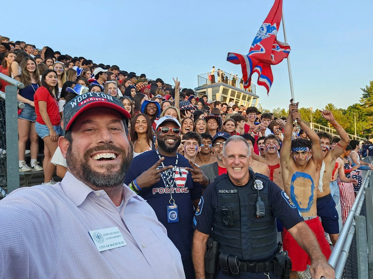 Adam Van Grack tweet media