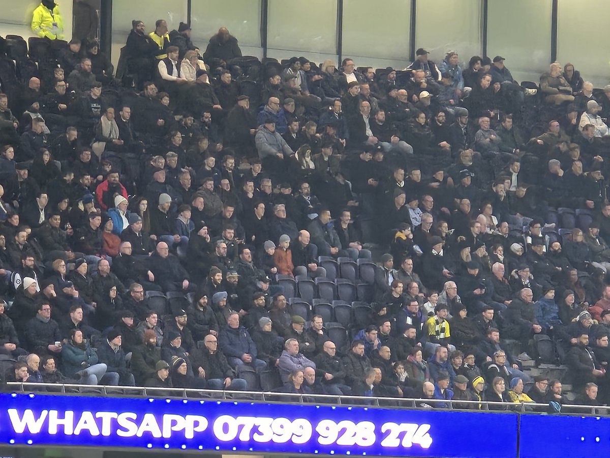 Chris Cowlin tweet media