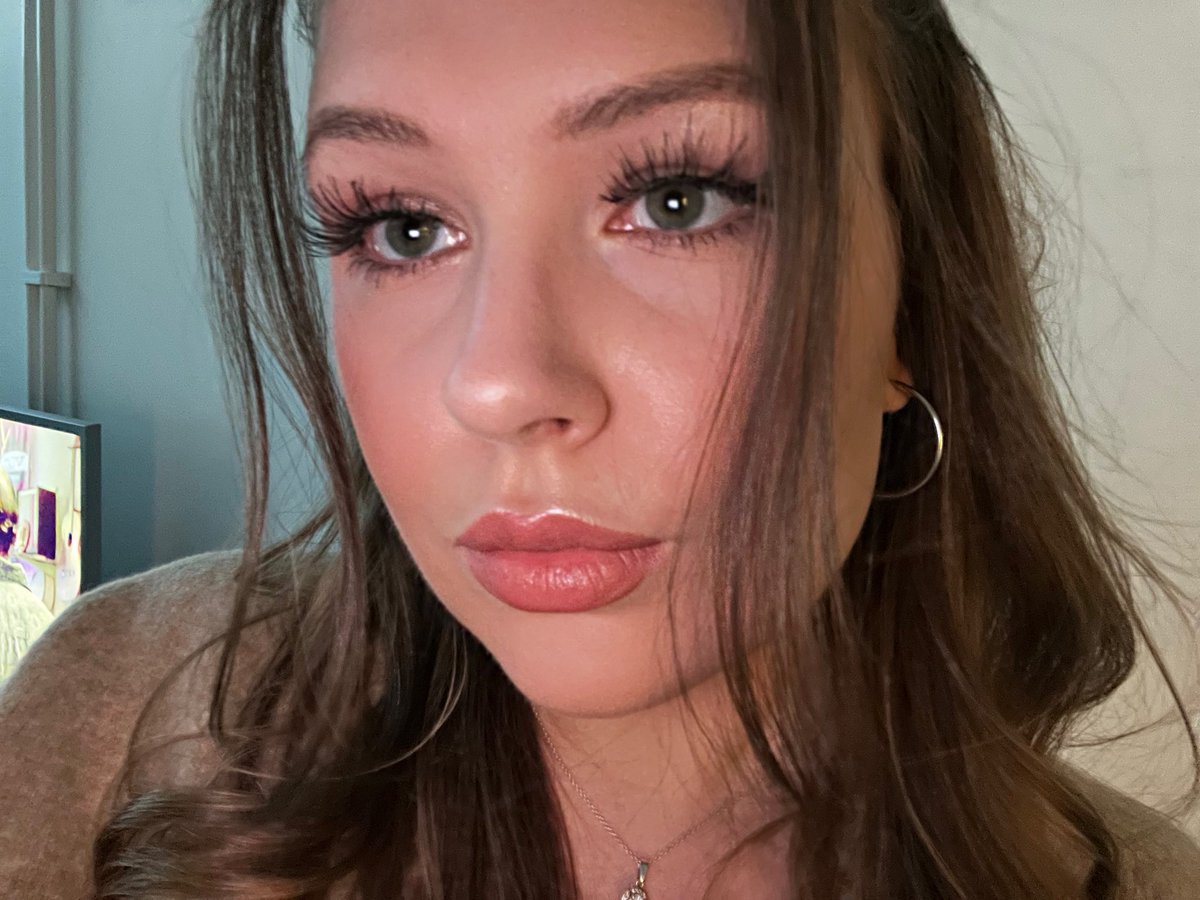 cult leader ella ✿ tweet media